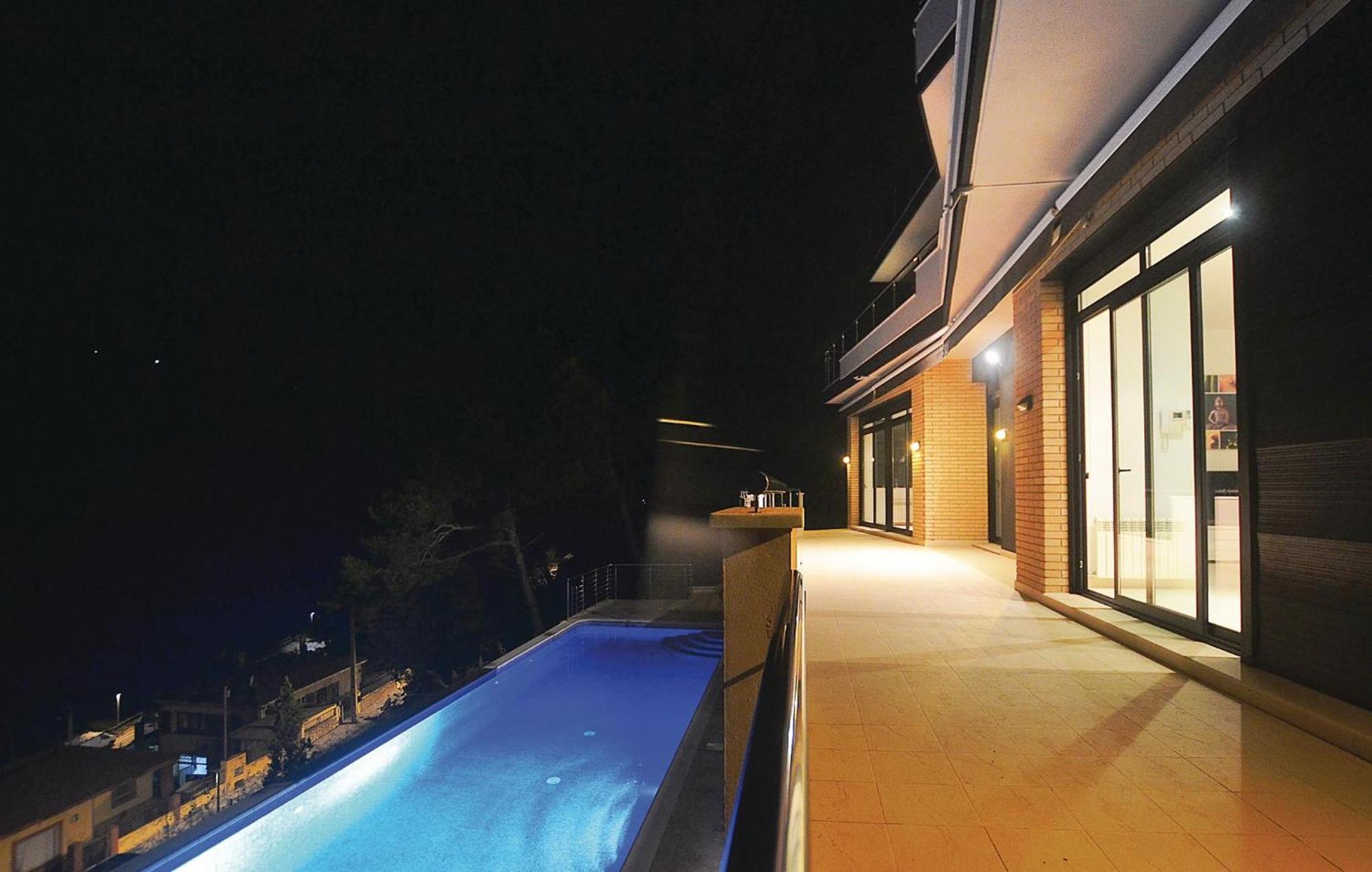 Nice Home In Santa Susanna With House Sea View Esterno foto