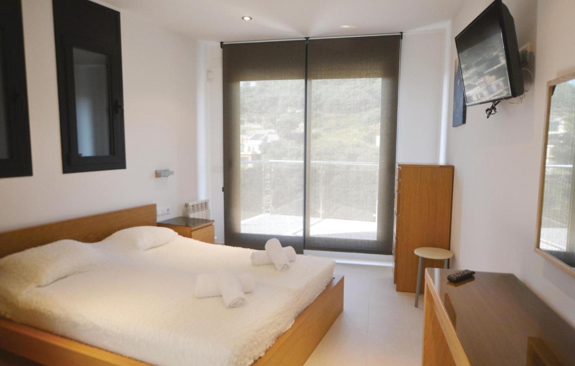 Nice Home In Santa Susanna With House Sea View Esterno foto